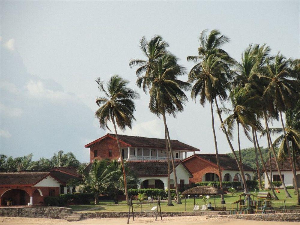 Elmina Coconut Grove Beach Resort מראה חיצוני תמונה